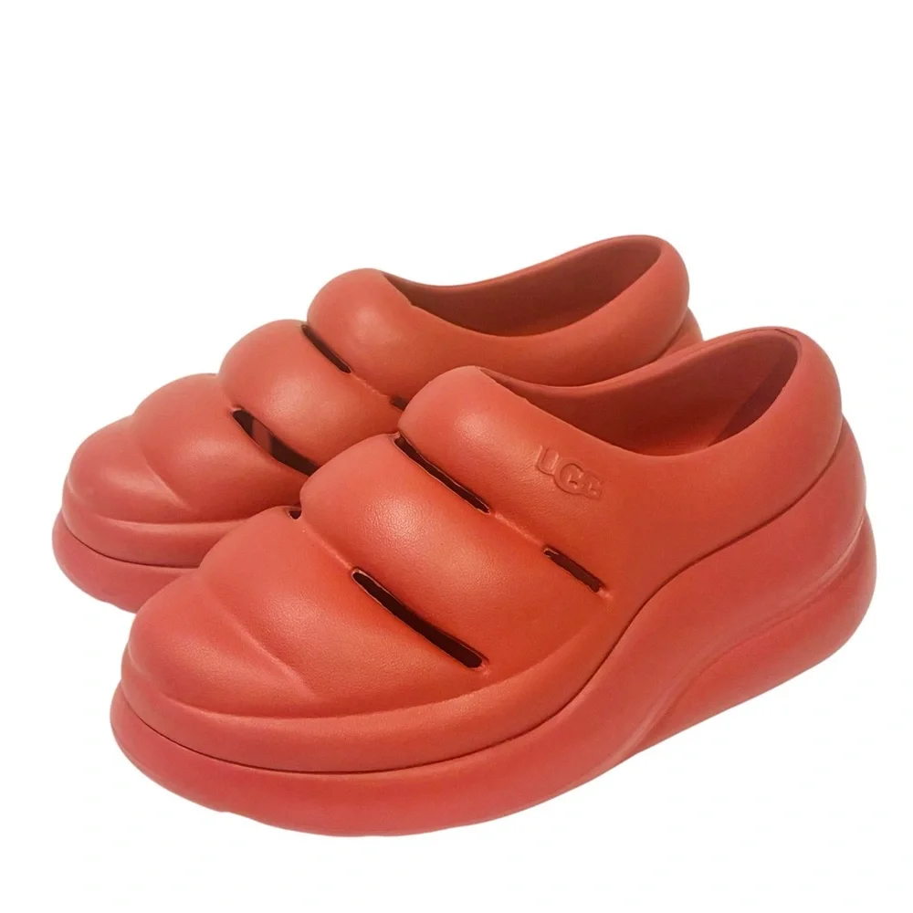 UGG Women's Size 7‎ Sport Yeah Clog Samba Red Platform